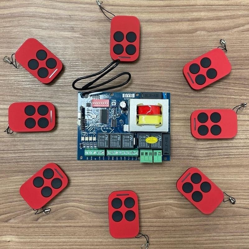La señal del control no llega — Placa controladora con controles de señal rotativa. Placa controladora con controles remotos equipados con señal rotativa para mayor seguridad contra copias. Trabajo realizado por HERREELEC.